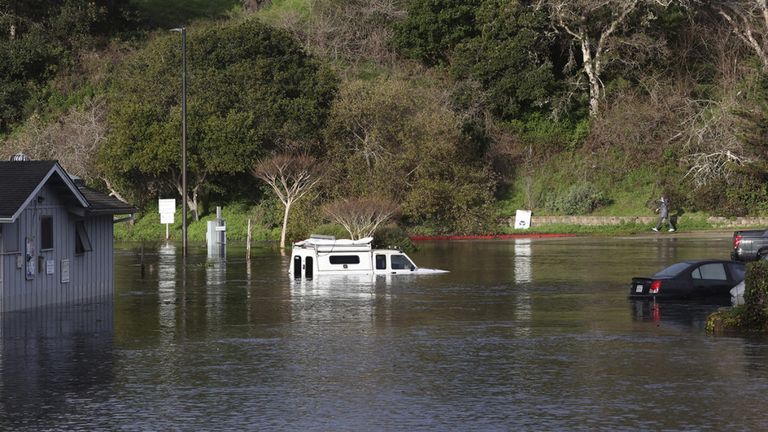 ثوران بركان هونجا تونجا