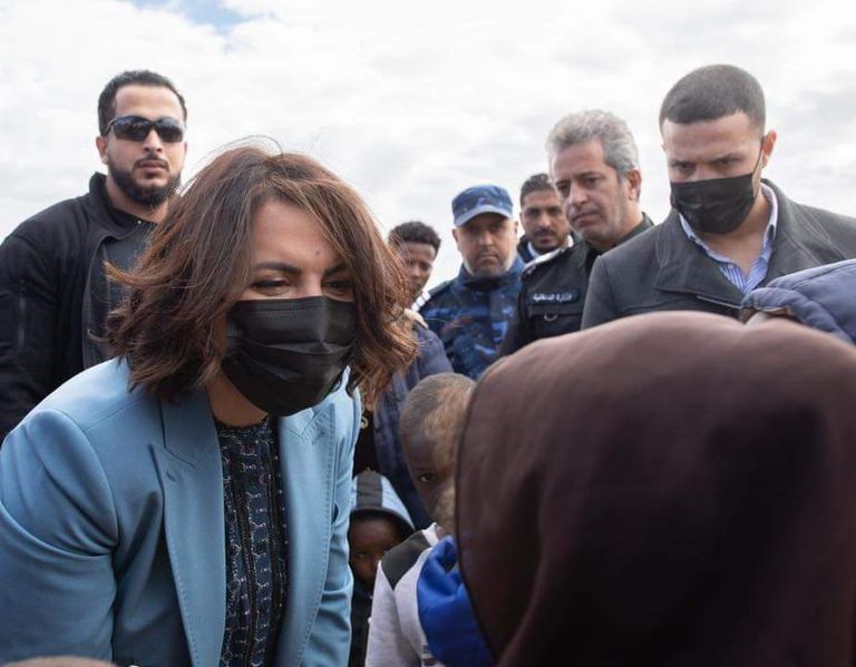 المهاجرون غير الشرعيين قبل ترحيلهم