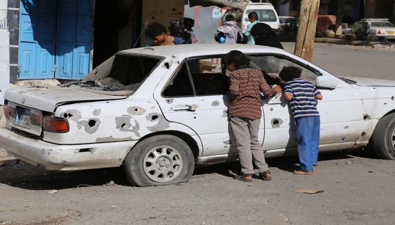 جانب من أضرار مادية بمسجد جوار مستشفى الثورة