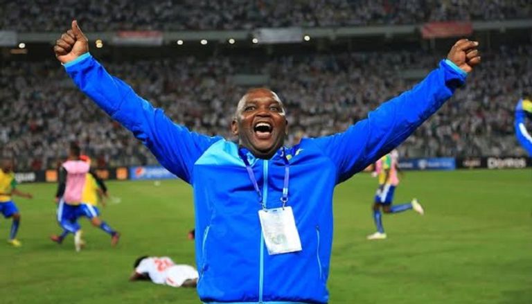 بيتسو موسيماني مدرب الأهلي المصري بيتسو موسيماني مدرب الأهلي