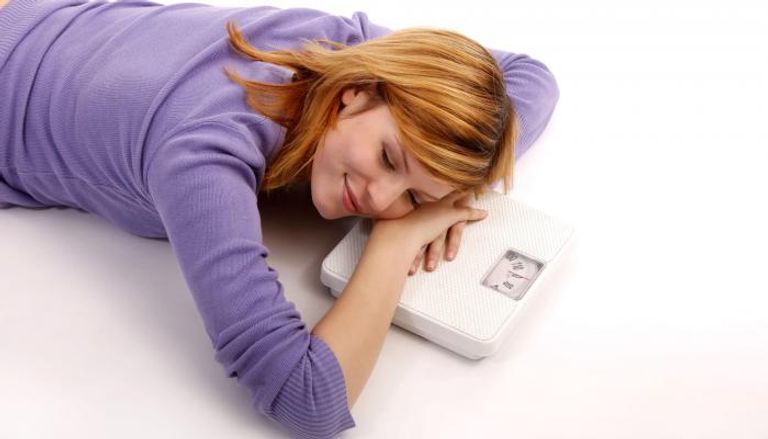 عدم توازن هرموني الجوع والشبع الناتج عن قلة النوم يؤدي إلى زيادة الوزن