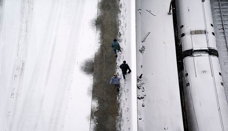 عاصفة ثلجية تجتاح شوق الولايات المتحدة الأمريكية