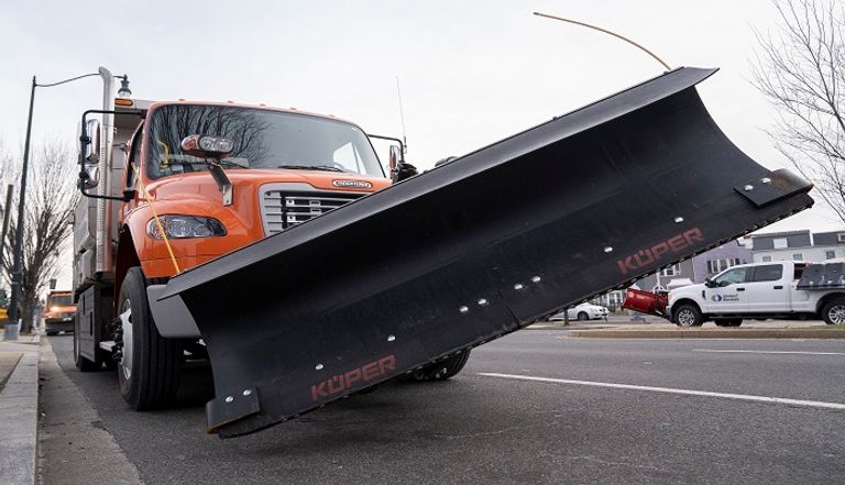 عاصفة ثلجية تجتاح شوق الولايات المتحدة الأمريكية