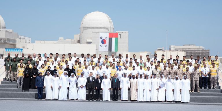 الشيخ محمد بن راشد آل مكتوم ورئيس كوريا الجنوبية