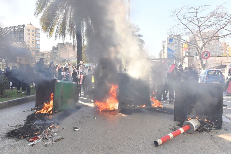 جانب من التحرك أمام وزارة العدل