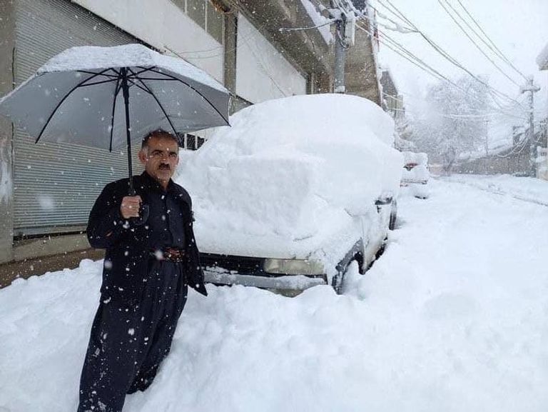 ثلوج كثيفة عند إحدى مناطق السليمانية في كردستان العراق