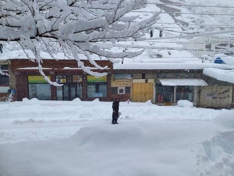 ثلوج كثيفة عند إحدى مناطق السليمانية في كردستان العراق