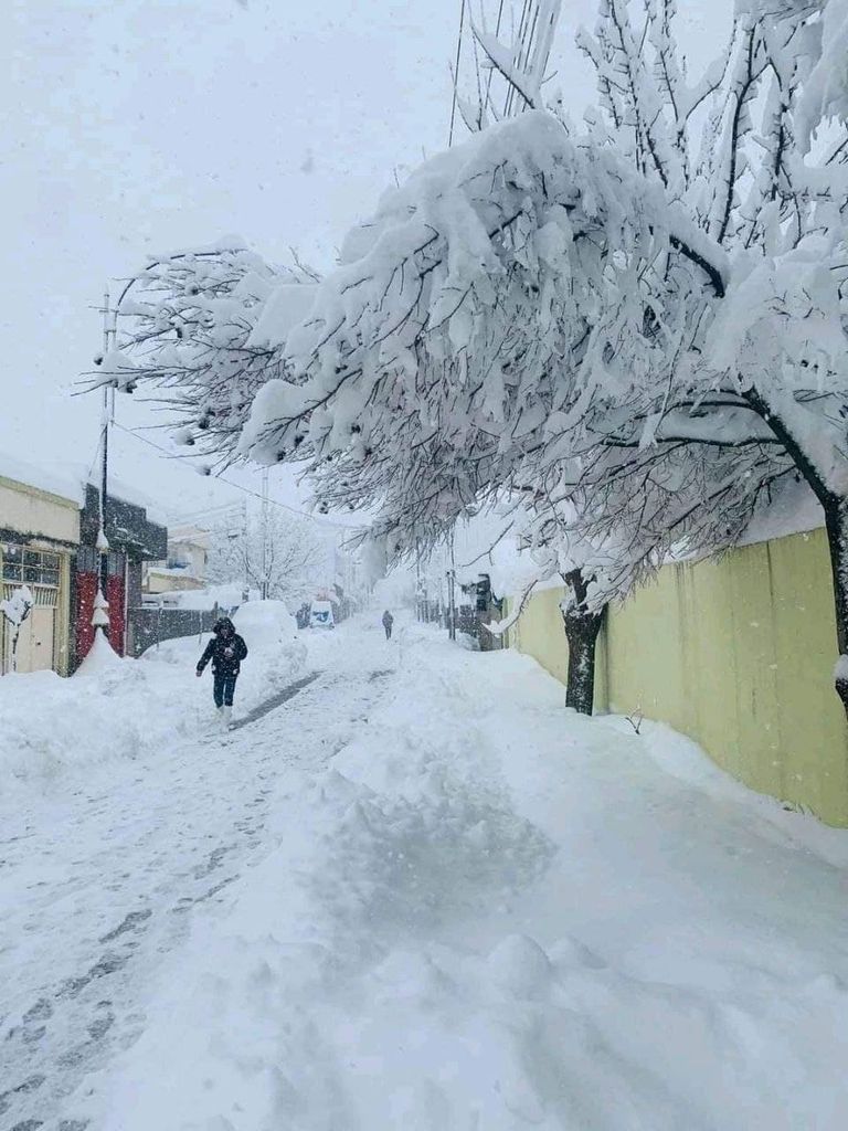 ثلوج كثيفة عند إحدى مناطق السليمانية في كردستان العراق