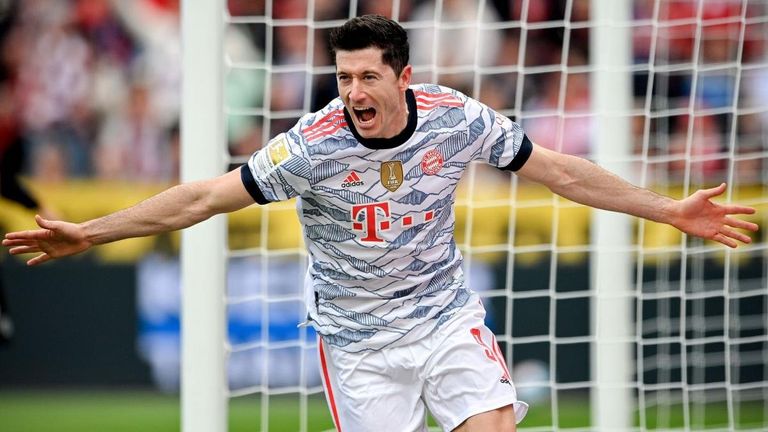 روبرت ليفاندوفسكي مهاجم بايرن ميونخ