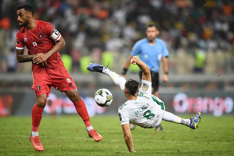 رياض محرز، قائد منتخب الجزائر