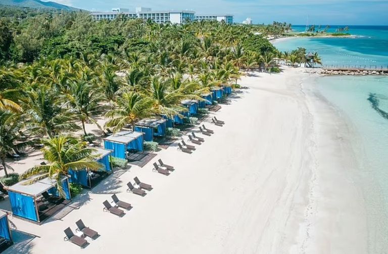 منتجع Hilton Caribbean All-Inclusive Resorts منتجع Ikos Resorts