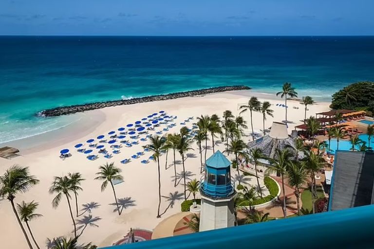منتجع Hilton Barbados Resort منتجع Ikos Resorts