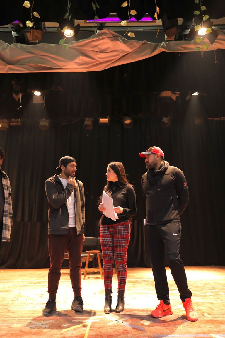 فريق عمل مسرحية 