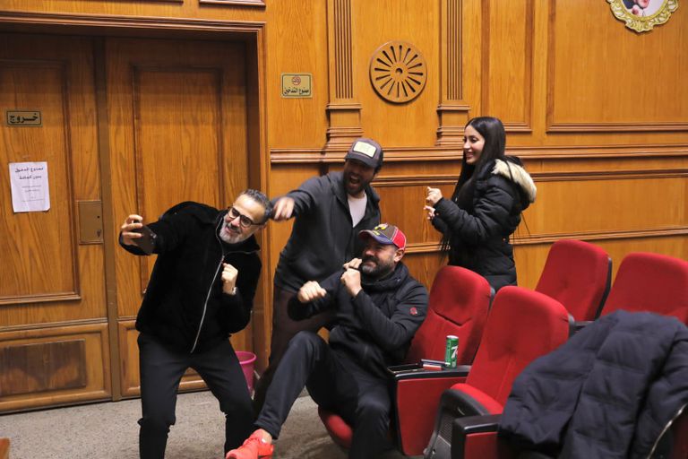 فريق عمل مسرحية 