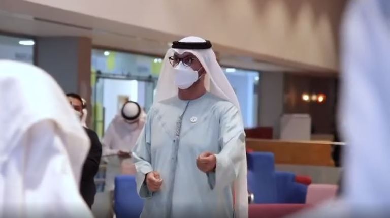 سلطان الجابر يلهم الشباب لقيادة مستقبل صديق للبيئة