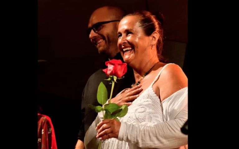 المغنية التشيكية هانا هوركا