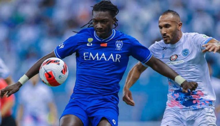 القنوات الناقلة لمباراة الباطن والهلال في الدوري السعودي
