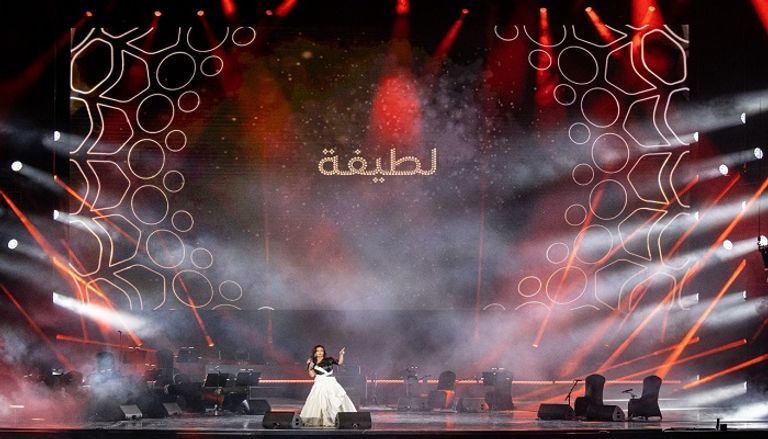 المغنية التونسية لطيفة (أرشيفية)