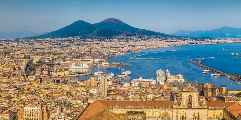 مدينة نابولي