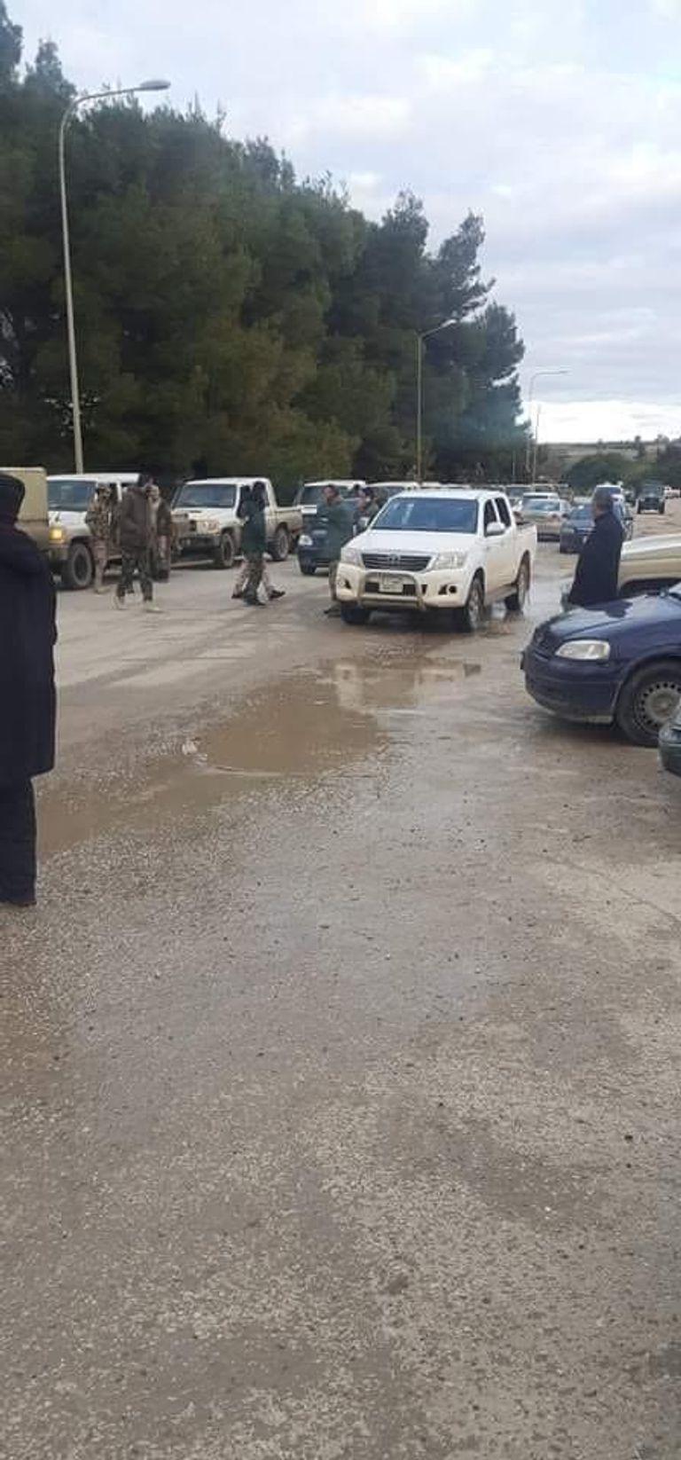 الإرهابيون في قبضة جانب الجيش الليبي