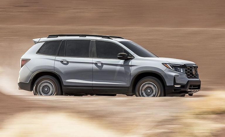 طراز Honda Passport سيارة Toyota Highlander