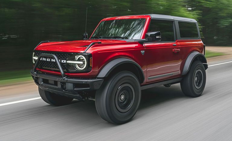 طراز Ford Bronco  سيارة Toyota Highlander