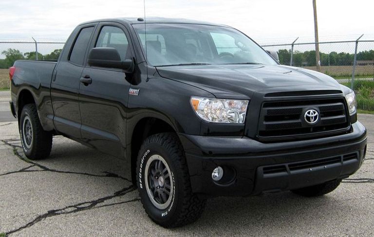  موديل Tundra SR5 With TRD Package 2014