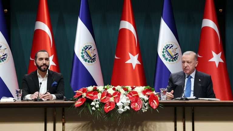أردوغان خلال المؤتمر الصحفي مع نظيره السلفادوري