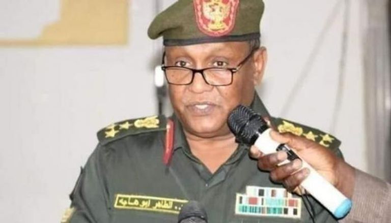 العميد الطاهر أبو هاجة المستشار الإعلامي لرئيس مجلس السيادة السوداني