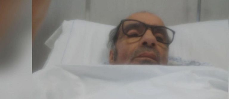 الفريق الطبي أثناء إجراء العملية الجراحية الدقيقة