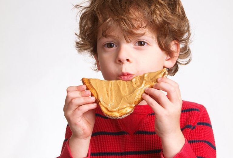 الفول السوداني يصيب بعض الأطفال بالحساسية- تعبيرية