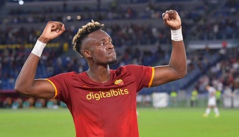 تامي أبراهام مهاجم روما نابولي ضد سالرنيتانا في الدوري الإيطالي