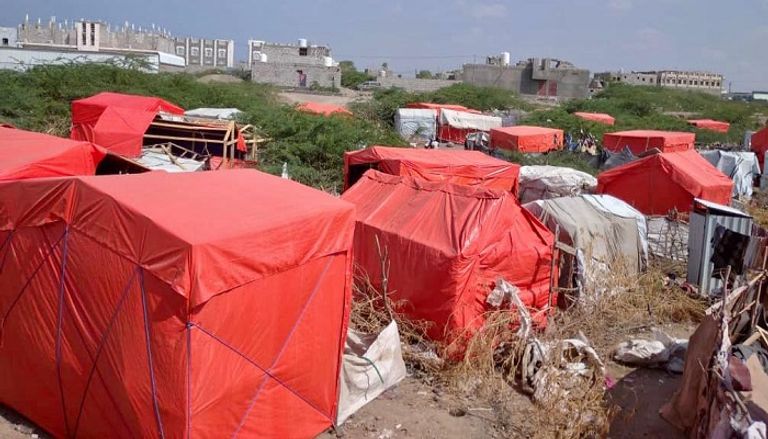 النازحون في اليمن يعانون أوضاعا صعبة للغاية