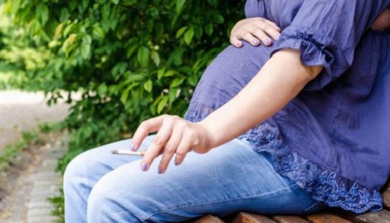 التدخين أثناء الحمل يؤثر على الجنين في مرحلة البلوغ