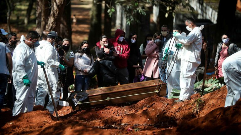 ارتفاع إصابات كورونا حول العالم إلى 355 مليونا و632 ألفا و96 حالة