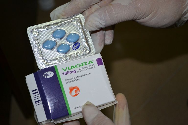 البضائع المقلدة 