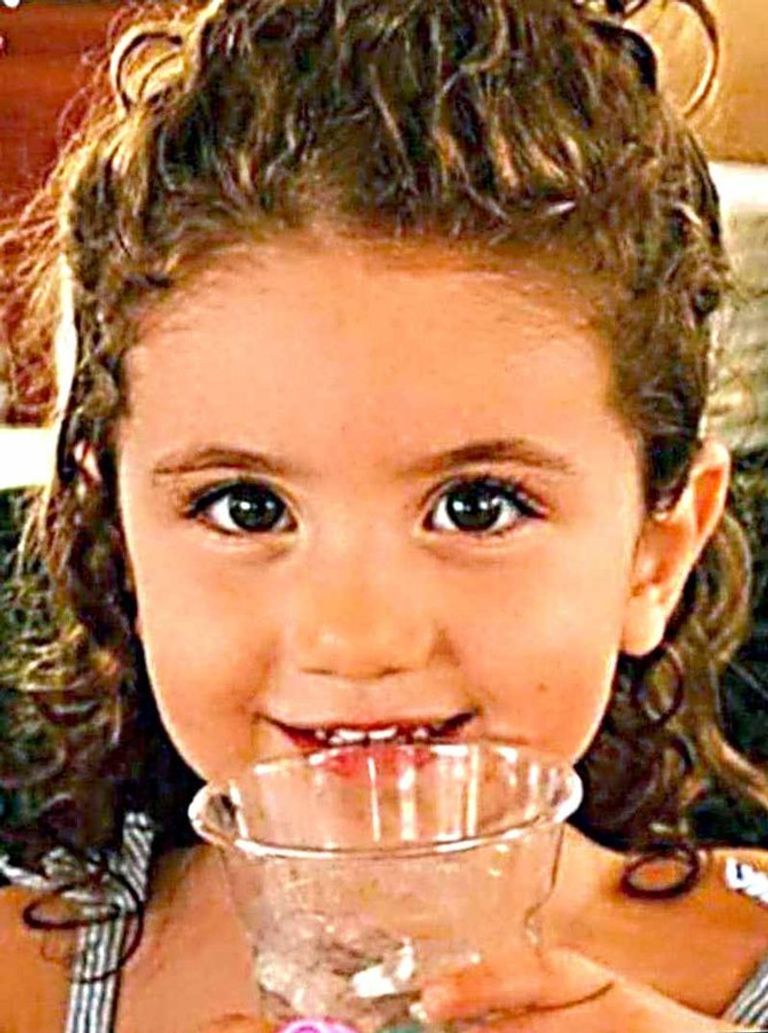 الطفلة ألكسندرا