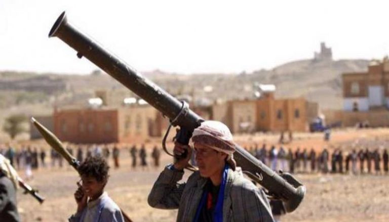 عناصر من مليشيات الحوثي الإرهابية- أرشيفية