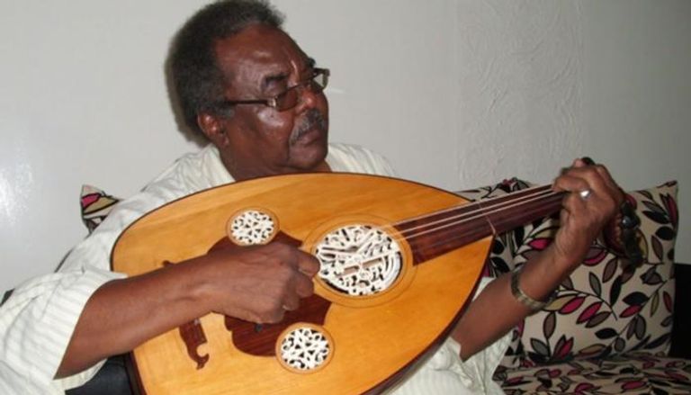 الموسيقار السوداني بشير عباس