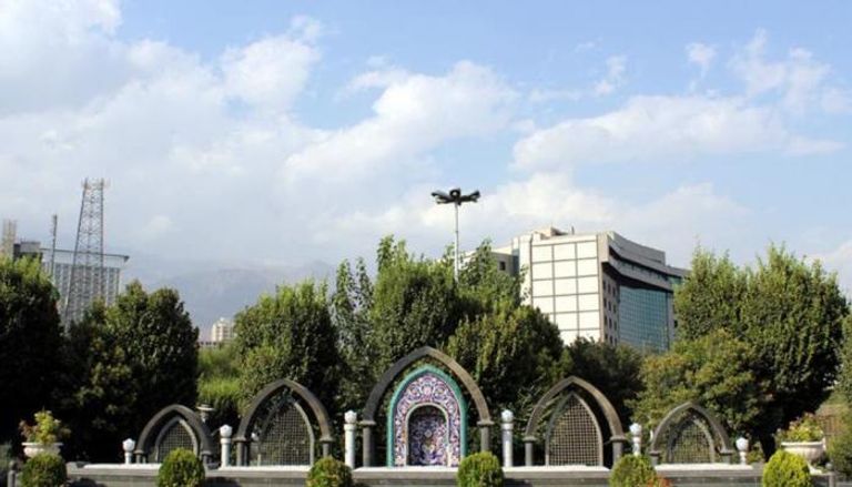 مبنى هيئة الإذاعة والتلفزيون بإيران