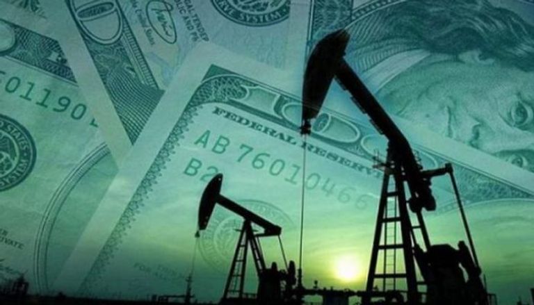  النفط يستقر عند 90 دولارا مع استمرار اشتعال أزمة أوكرانيا 