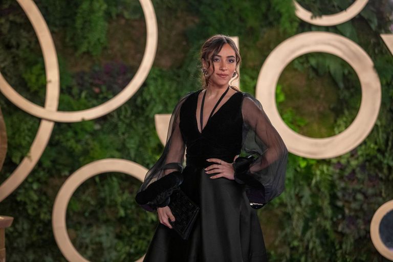 دنيا سمير غانم وشقيقتها إيمي مع بوسي شلبي