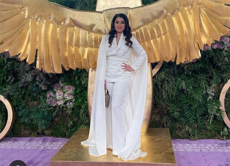 دنيا سمير غانم وشقيقتها إيمي مع بوسي شلبي