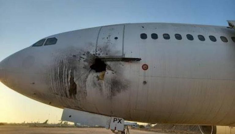 إصابة طائرة ركاب في مطار بغداد