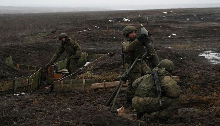 جنود روس خلال تدريبات قرب الحدود الأوكرانية-رويترز