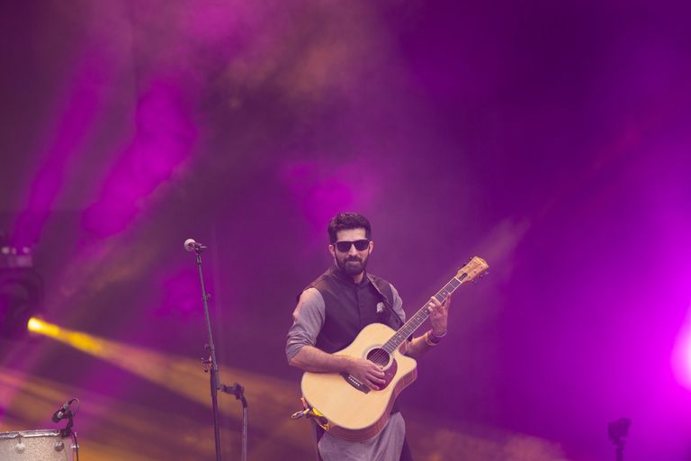 حفل فرقة "خوماريان" الباكستانية في إكسبو دبي 