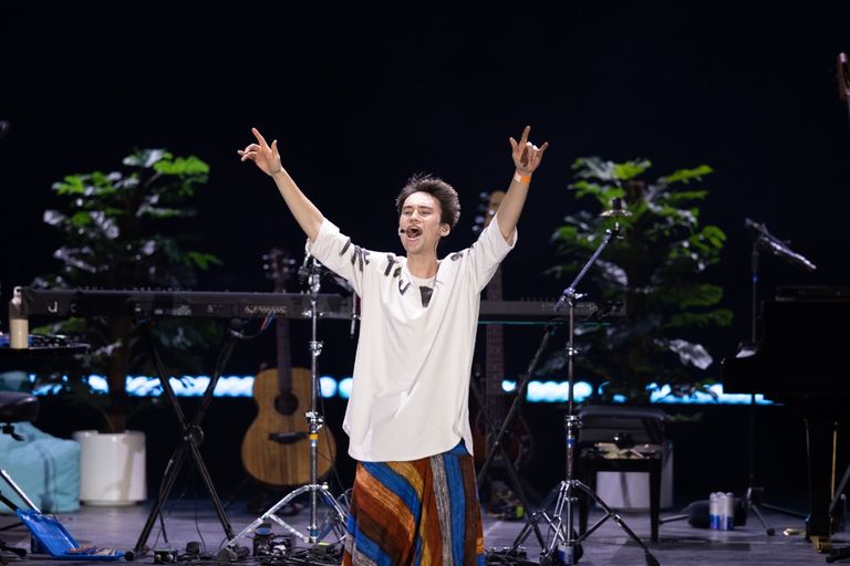 النجم البريطاني العالمي جاكوب كولير