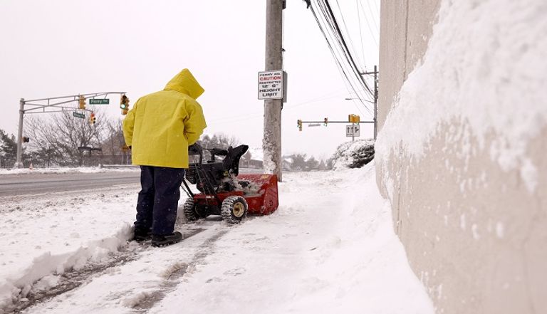 عاصفة ثلجية شديدة في الولايات المتحدة 