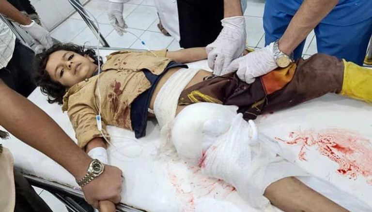 طفل سقط في هجوم صاروخي حوثي بمأرب قبل أيام