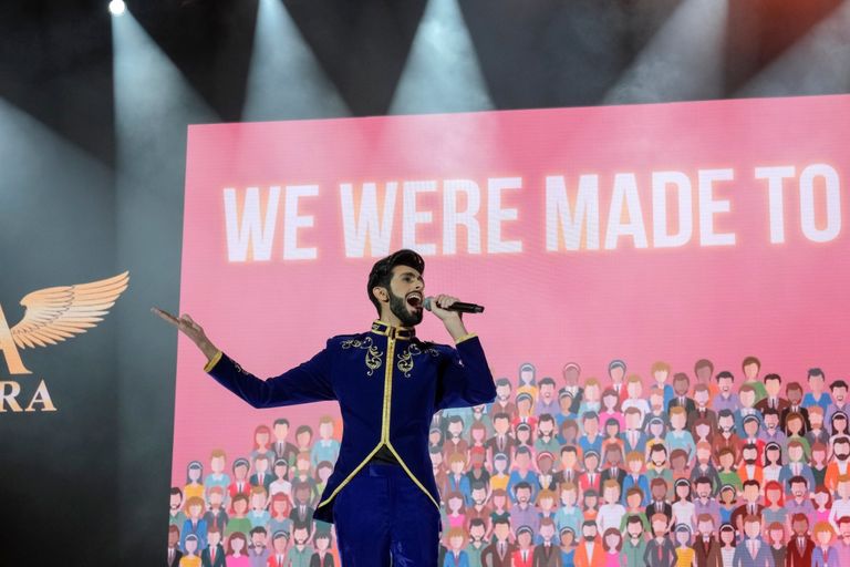 الفنان الإماراتي الصاعد أليرا